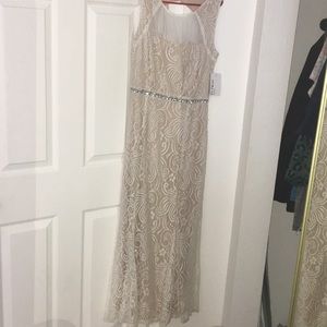 White dress from Windsor